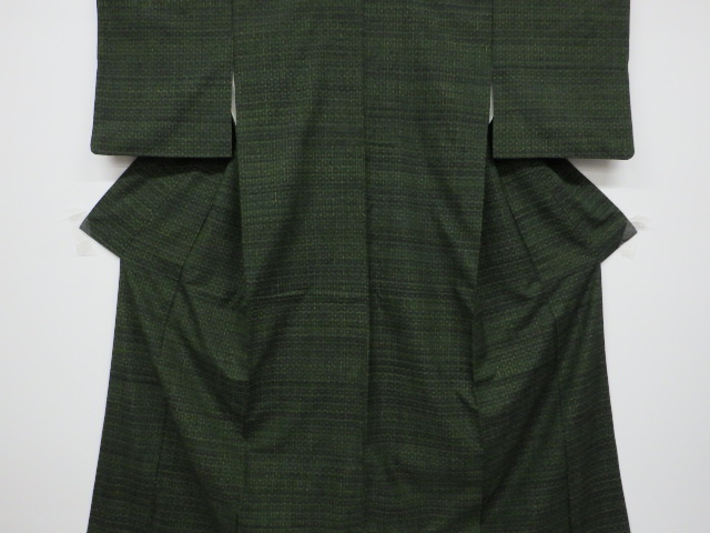 リサイクル　亀甲絣柄織り出し手織り真綿紬着物